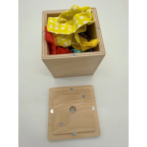 Lovevery Magic Tissue Box Wooden Sensory Toy with Colorful Fabric Tissues - Picture 4 of 6